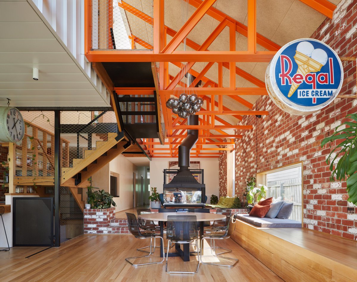 ieeeh's tweet image. Newport Gantry Huse, de OOF! architecture #house #archtiecture