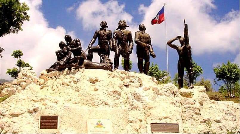 DieudonneLuma's tweet photo. 18 Novanm 1803, nou te mennen pi gwo batay nan listwa nou pou n te jwenn libète nou, 218 lane pita batay la dwe maye pi rèd pou nou jwenn epi garanti byennèt tout pitit peyi a kap pran imilyasyon nan men lòt nasyon ak apatrid kap vann konsyans yo pou enterè pèsonèl[...] https://t.co/4evc4lIlcd