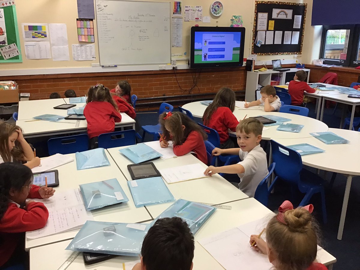 GalvinMiss's tweet photo. This week 3G have been learning more about their Rights as a Child for #NationalChildDay @UNICEF @Ms_Middleman @MissMason5M @YsgolEmmanuel https://t.co/pbtUQs9nAB