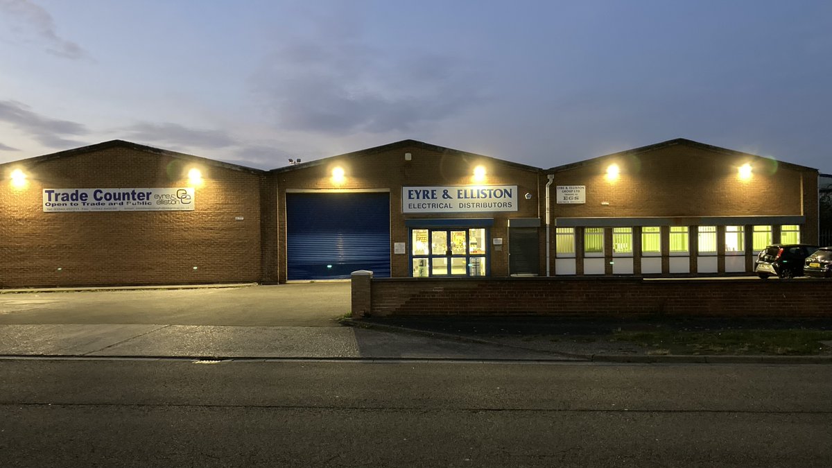 eyreelliston's tweet photo. Dark nights are here again, please call our Middlesbrough Branch on 01642 457711 for all your LED requirements, your building could look as good as ours!
https://t.co/HqGaTv7PDY
#darknights #winterishere #lighting https://t.co/CT6kT7Oovy