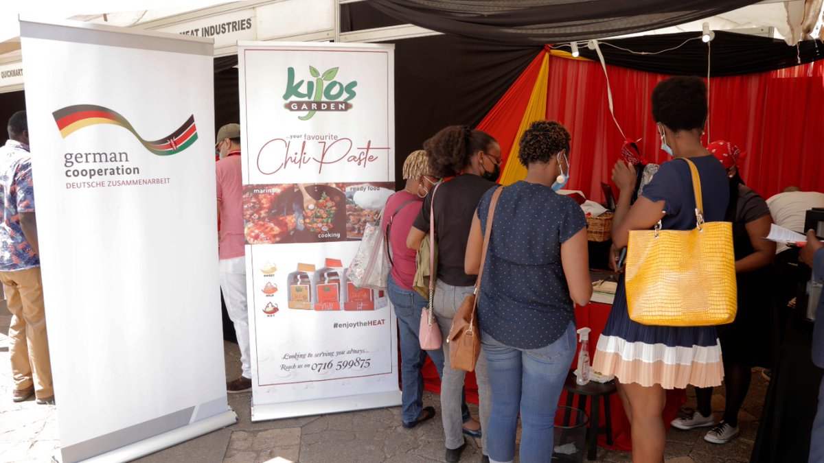 KenyaMarkets's tweet photo. Our partnership with @giz_gmbh Kenya has created an enabling environment for #SMEs to unlock their market potential beyond the region.
#KICCMeatExpo #SizzlingExperience
#BusinessScoutsForDevelopment
#CompetitiveMeatProcessing #BetterMarkets https://t.co/EP88rpn6ip