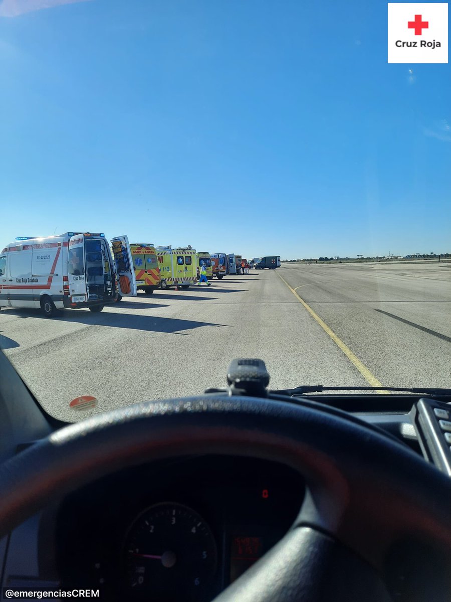 emergenciasCREM's tweet photo. #SIMULACRO

En el día de ayer nuestros recursos sanitarios, y de coordinación, participaron en el ejercicio de respuesta ente emergencias aeronáuticas de la #BAGetafe @EjercitoAire , junto al resto de servicios de emergencia.

#ASEM112 https://t.co/WSnsmoQjdO