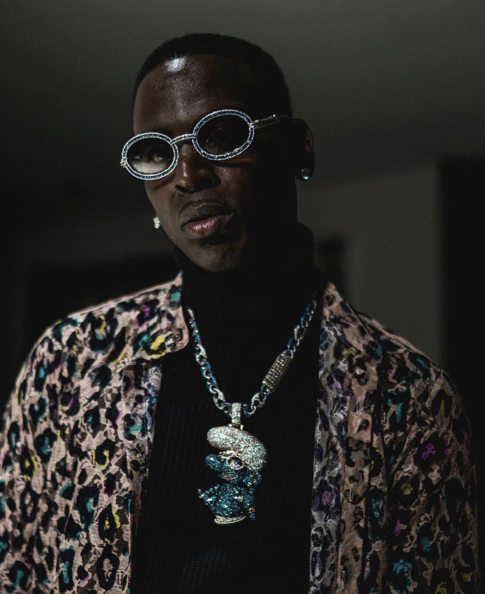 bigbankrolljefe's tweet photo. RIP DOLPH 🐬 DOLPH World 🕊 https://t.co/ZsWr8Ixcif