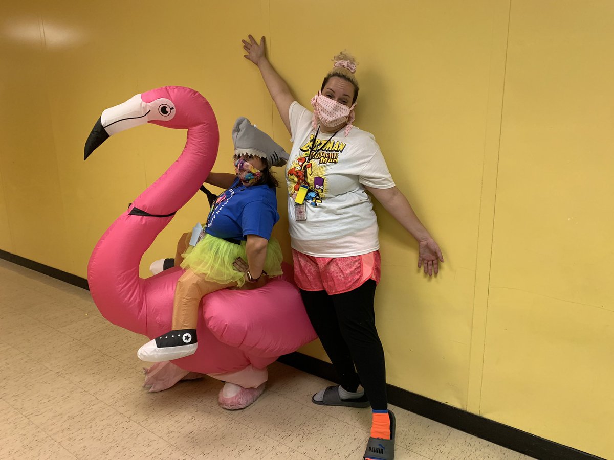 OMMNAACPS's tweet photo. It’s Spirit Week! Ms. Simpson and Ms. Edwards went all out for Wacky Wednesday! #OMMNPRIDE #AACPSAwesome #OMMNSpiritWeek https://t.co/F2013WMPyt