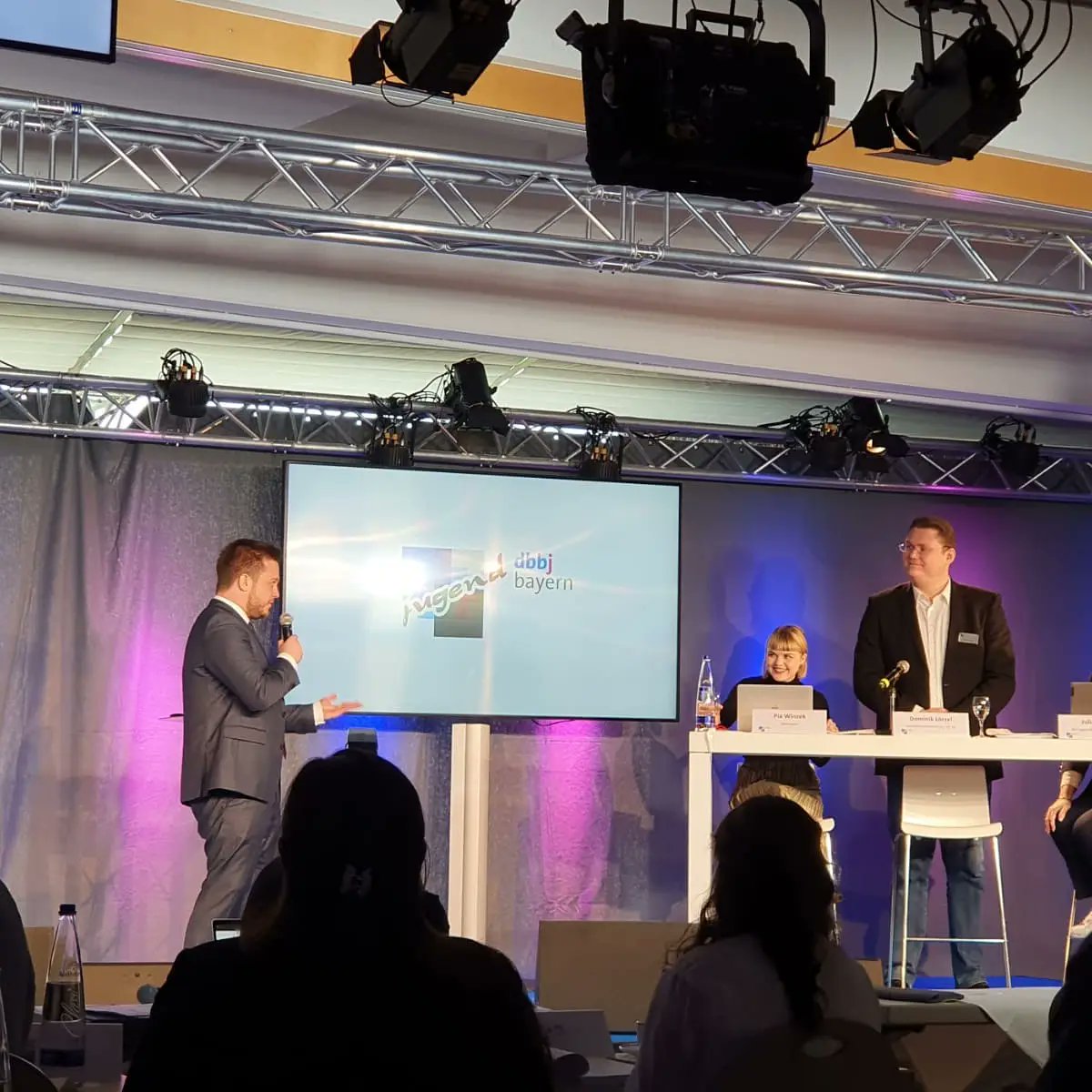 deutsche beamtenbundjugend bayern tweet media