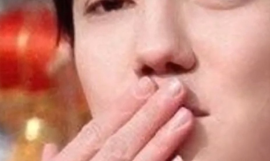 Elenam15959865's tweet photo. @nikitaLila @dimash_official 😂😂😂👍 #DimashQudaibergen @dimash_official мастер во всем! Хорошо, что во время такого броска не надо еще и петь! Но, когда мы слушаем #FlyAway #BeWithNe мы летаем и поем!🤫👌🦅🤗 https://t.co/wC5yvYbO2A