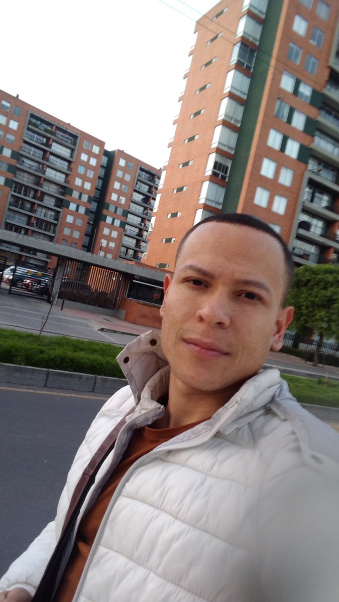 adrian_leom's tweet photo. https://t.co/nLSIYYfctD