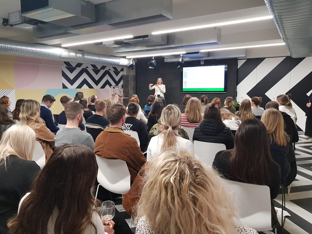 Cr8tiveResource's tweet photo. Last night saw the return of #HandleThis, our event for Account Handlers.
We had a really insightful and interesting guest speaker in the form of @jennyplant, talking about the future of agency #AccountManagement. https://t.co/QRqv6bxPXv