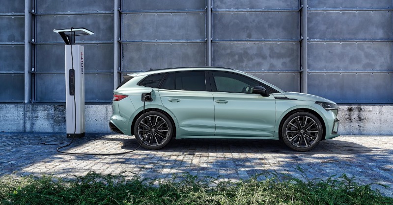 skodaautonews's tweet photo. The POWERPASS makes #electric mobility throughout Europe easy for #SKODA #ENYAQiV drivers. Charging is straightforward &amp; convenient using a single smartphone app or RFID card &amp; customers have access to over 260,000 charging points across Europe. 🔋
