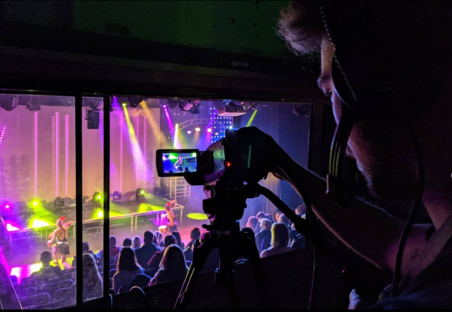 vocmedia's tweet photo. A great first show to film π―ππΊ well done to our 2nd years with the first multi cam show of the year ππ¬
#multicamshoot #multicam #cameraman #camerawoman #visionmix #directing #btecmedia #mediaproduction #mediacrew #filming #filmandtv #RunshawTV @ARTRunshaw @RunshawCollege https://t.co/9XodskYJzv