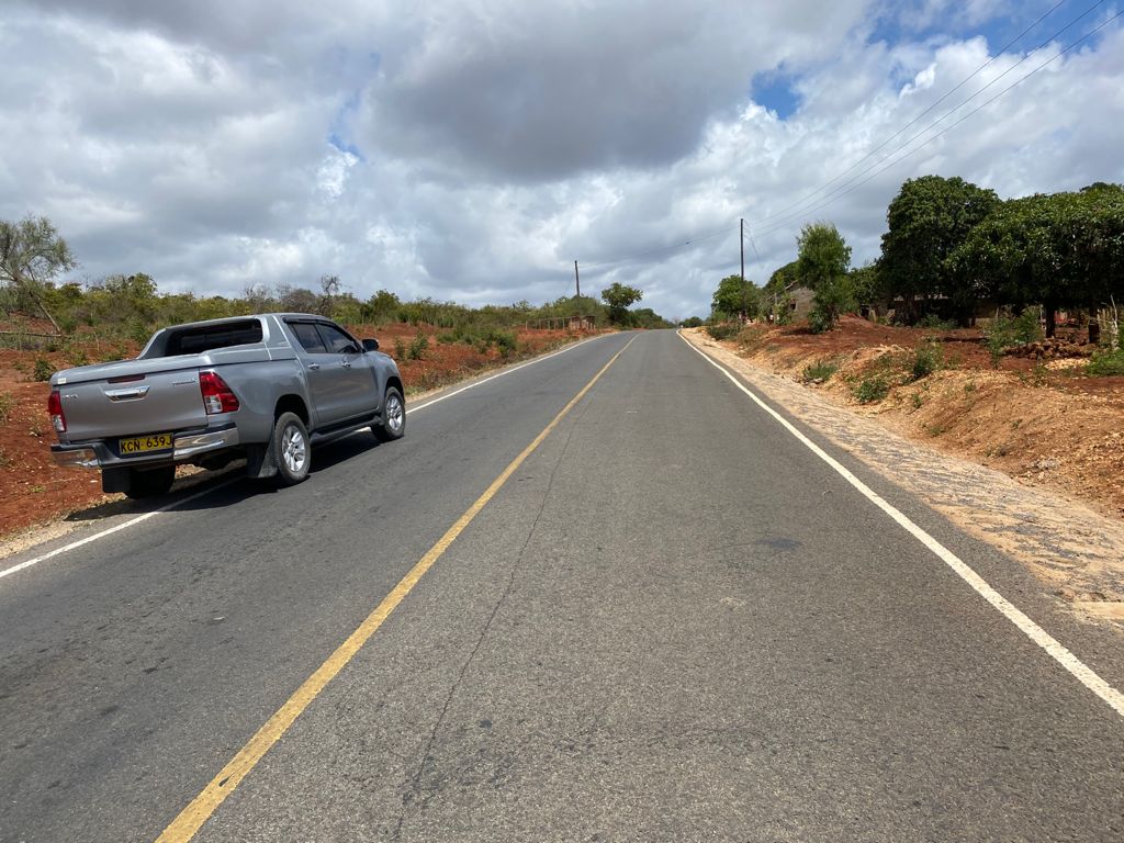KeRRA_Ke's tweet photo. End of Defects Liability Inspection for Marikebuni- Marafa- Sosoni in Kilifi County.
#connectingdevovledkenya https://t.co/DszFYmHSEV