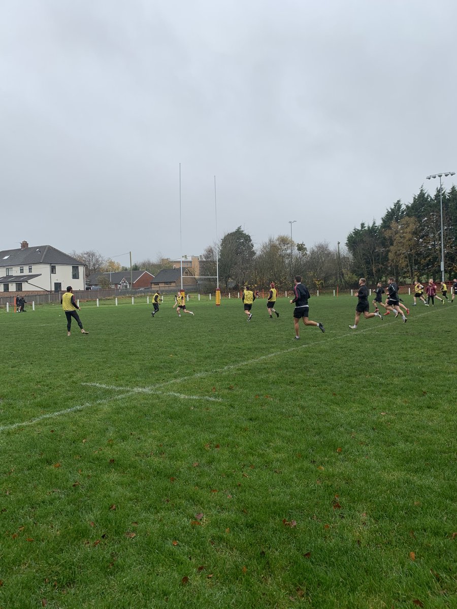 Giantsrl's tweet photo. Pre-season continues 💪 

#HuddersfieldBorn #HardWorkBegins https://t.co/16GYWD5MDW