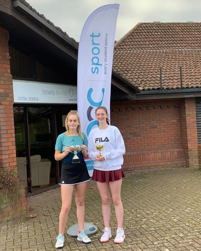 A huge congratulations to QMC student Isla Hignett (left) who last week won the AoC South East region Women's singles championship. She will go on to represent the region in the national competition. 
<a href="/AoC_Sport/">AoC Sport</a>