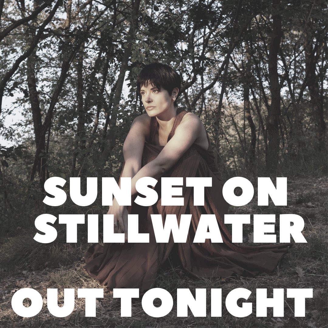 JMoggiethecat's tweet photo. Un po’ di brio all’attesa:
attraverso il magico link di YouTube
https://t.co/6Eb4dsvOu3
potrete impostare un promemoria per ascoltare gratuitamente la mia nuova canzone “sunset on stillwater” che uscirà a mezzanotte. https://t.co/VZNQ8IY0H7