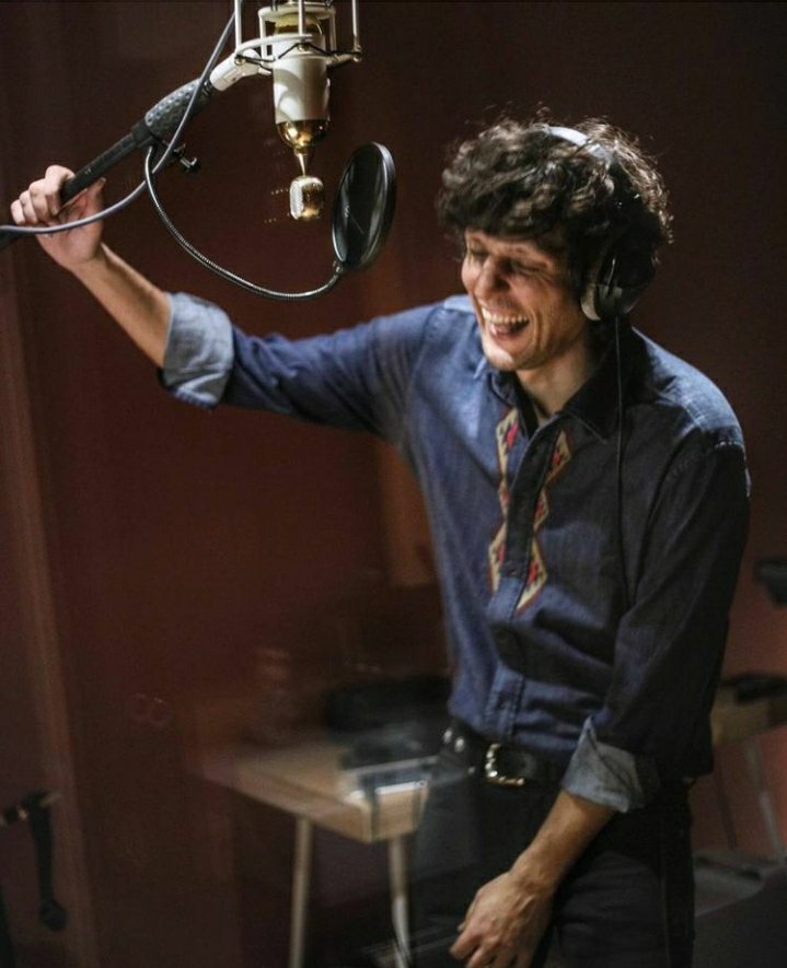 Come avere un infarto di prima mattina 😍😍😍
👇🏼👇🏼👇🏼👇🏼👇🏼👇🏼👇🏼
#ermalmeta che ci  dice:  
A breve #nuovamusica