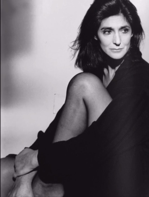 iltrioooc's tweet photo. "Io non so se sono nata il 18 o il 19, la mamma giura il 19"

Tanti auguri, Anna💕 https://t.co/DzACcuMlXr