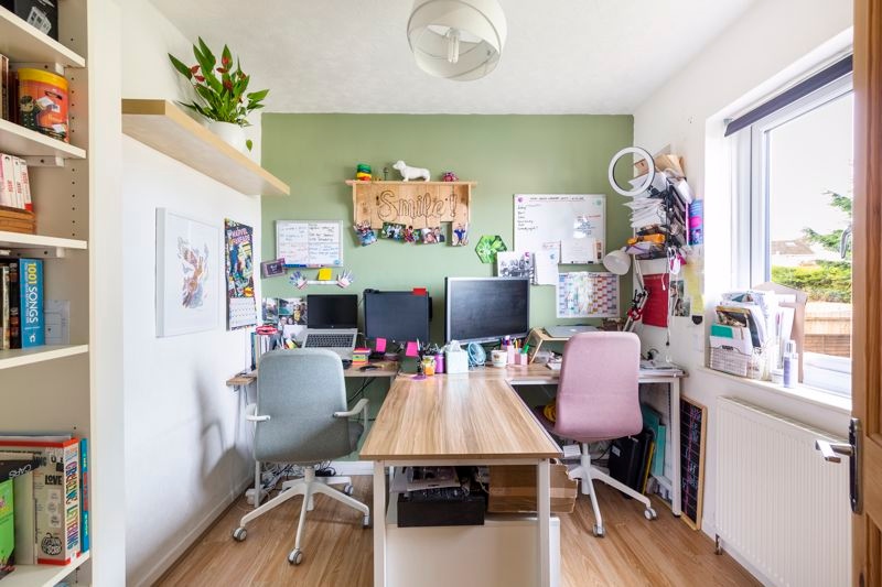 Alexander May tweet media