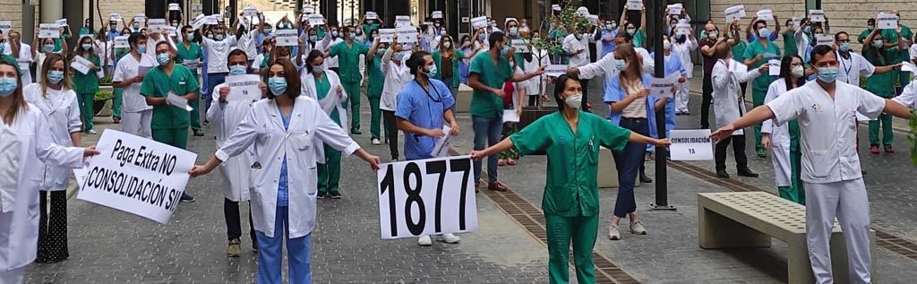 MedicosCanarias's tweet photo. En la agenda de la Ministra @Carolinadarias no estamos: para ella somos invisibles. 
En su tierra 2 de cada 3 Médicos y especialistas están contratados en Fraude de Ley. Los que sostenemos la Sanidad Pública no somos prioridad para ella #medicostemporalesIGNORADOS https://t.co/9xMTsh8ux3