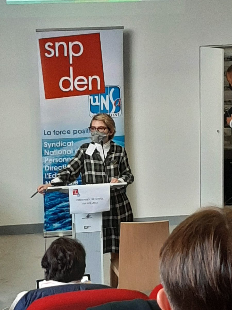 SnpdenB's tweet photo. #forcepositive
#SNPDEN
Notre SA à la tribune.
@snpden https://t.co/GffYKxpT77