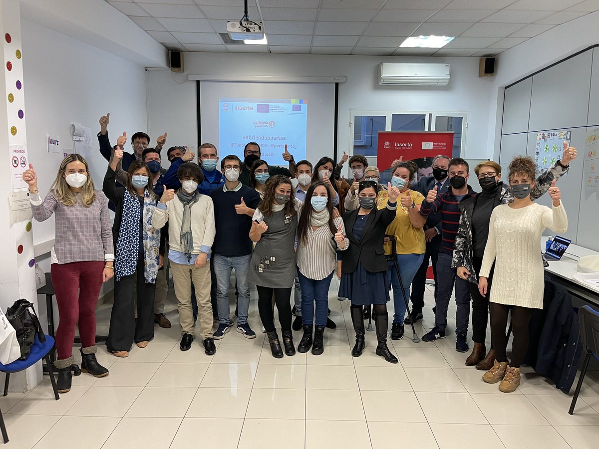 ypdteam's tweet photo. Nuestros jóvenes de #asturias ya están listos para demostrar todas esas #capacidades que tienen en su próximo empleo!! Es el turno de las empresas valientes! #abriendopuertas @portalento_ @cobos_avila #empleabilidad https://t.co/BblTq2iAPO