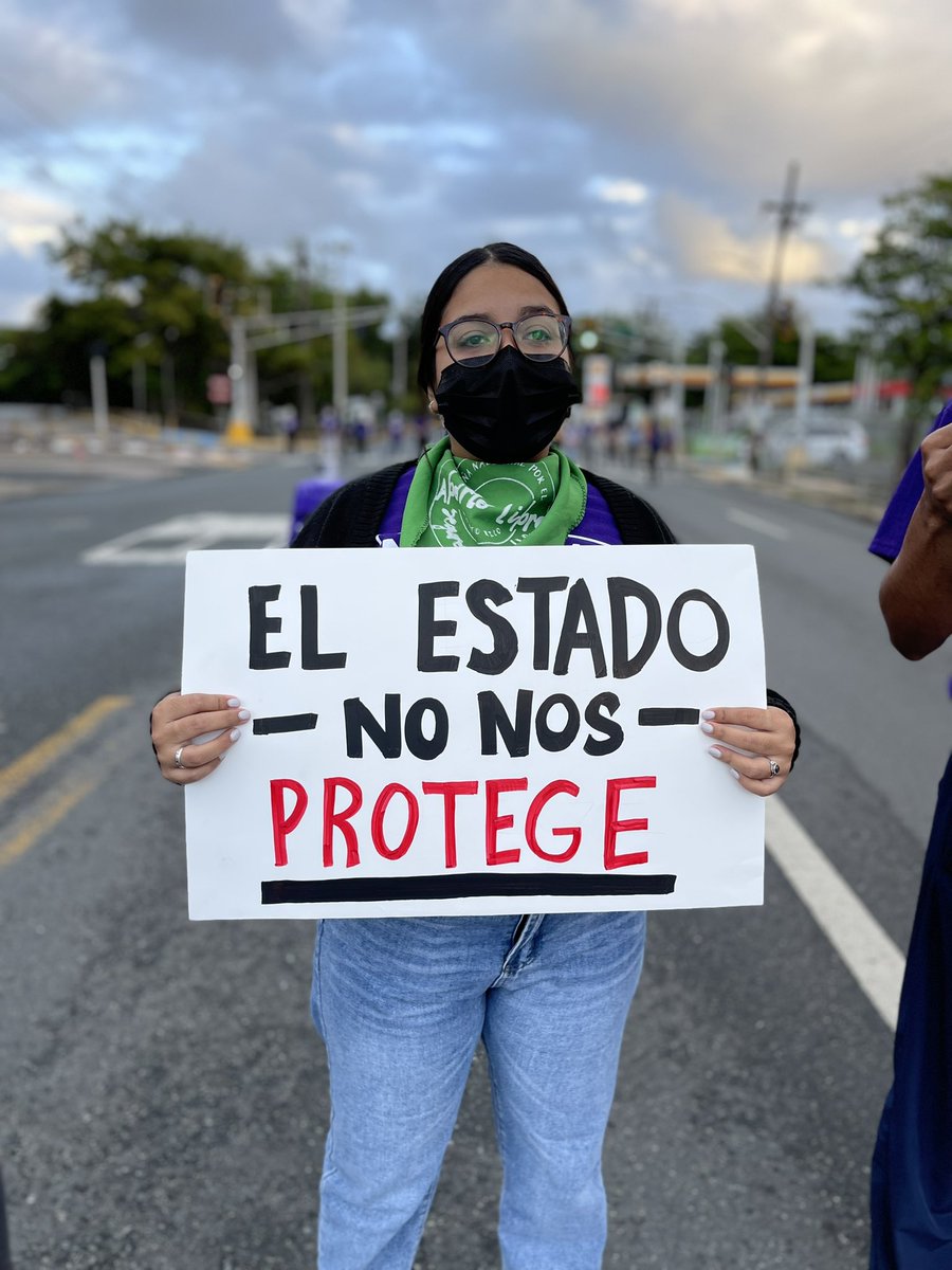 ColeFeminista's tweet photo. ¡El ESTADO NO NOS PROTEGE!
#NoMásViolenciaContraLasMujeres https://t.co/0o0CWjPkvA