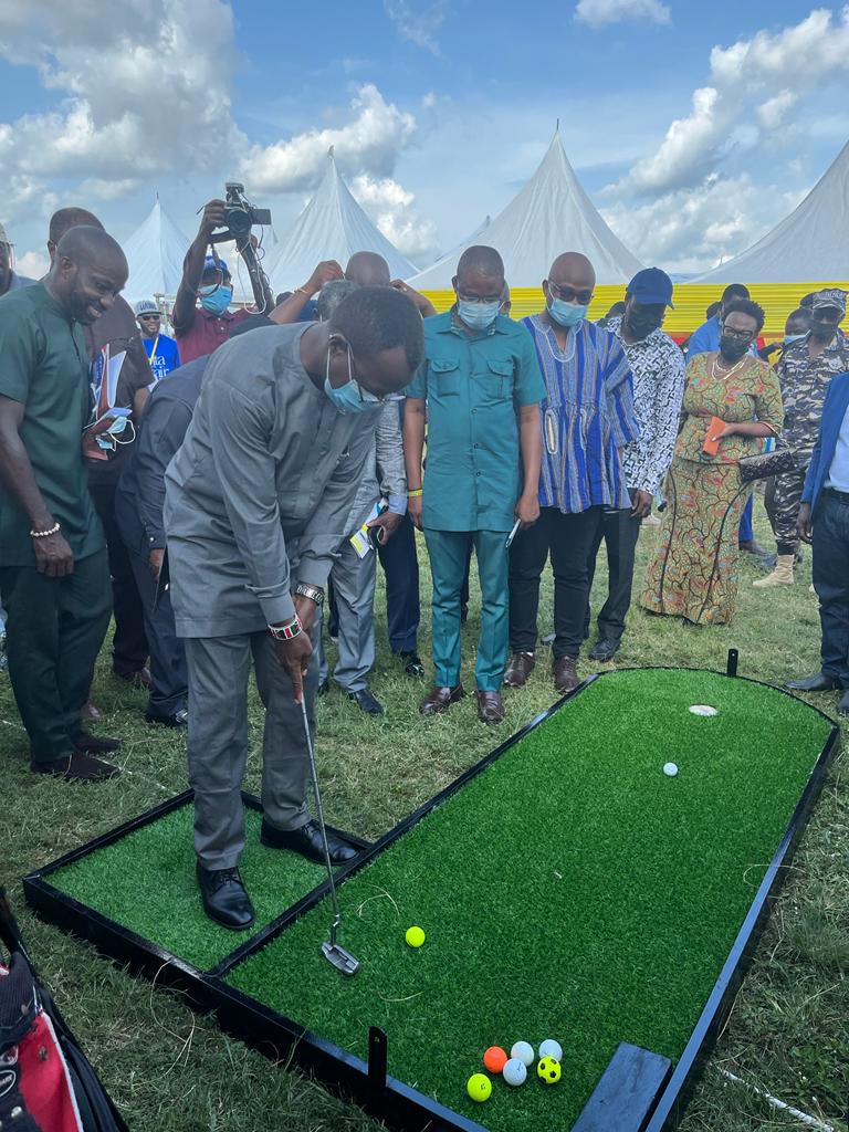 AdonaiEstateltd's tweet photo. so we brought a mini-golf course to the fairground. 

Can you hit a hole-in-one? Come around today⛳🏌️‍♂️💚.

#voltasports #golfcourse #golf #voltagolfclub #golfers #InvestmentDestination #TheAdonaiPeople #adonailands #greenlovers 
#airportgolfcity #golfghana #VoltaFair21 https://t.co/lSwocuiOtS