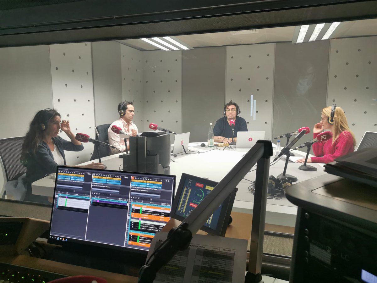 Hablamos de emprendimiento con Gema Correa, de Lycolé; con Plácido Cárdeno, de “Cárdeno”, Jamones Ibéricos, Paletas y Embutidos de Extremadura; y con Natalia Cristina Concepción Grande, de Serna Spirulina en Burguillos del Cerro.  
🔴| DIRECTO
canalextremadura.es/directo/radio