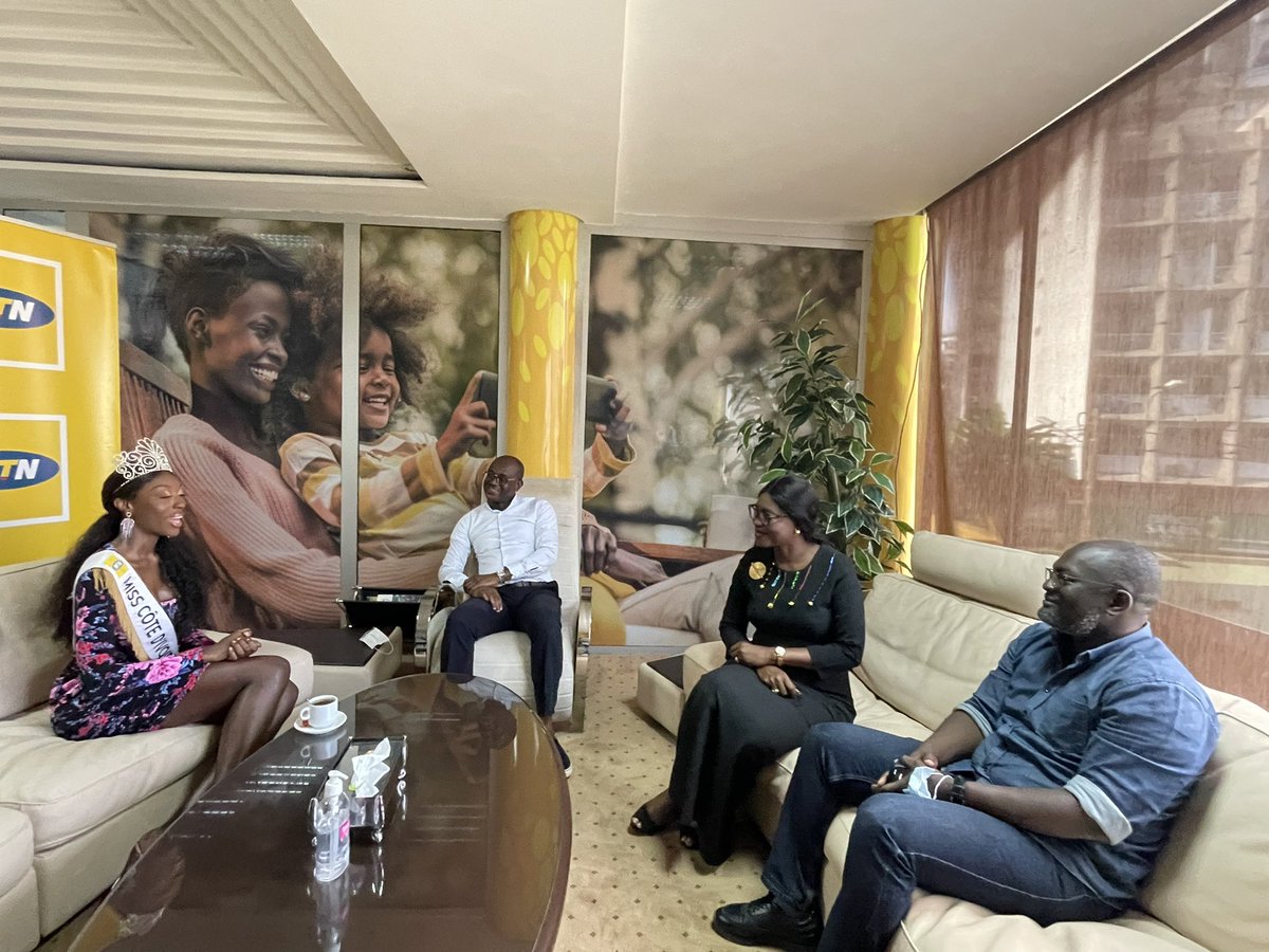 Nous sommes une marque africaine, nous croyons aux étoiles africaines. Une immense fierté d’avoir Olivia Yacé comme ambassadrice de l’excellence féminine. 

Miss CI est en lice pour Miss Monde 2021. Mobilisons-nous et votons sur l'app MOBSTAR! 

Ensemble derrière toi! 🇨🇮

#MTNCI