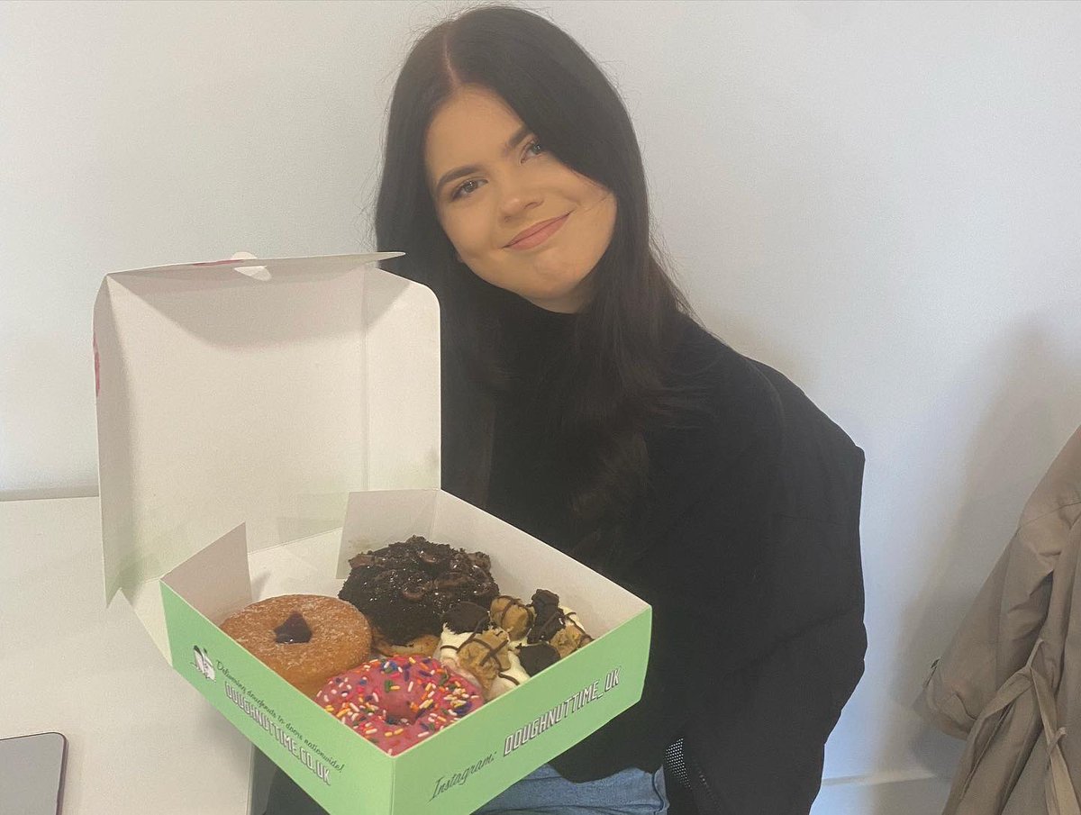 NeoPRLtd's tweet photo. Celebrations are in place today at Neo PR as we celebrate @Emily_NeoPR’s (early) birthday, and congratulate @millie_neopr for passing her probation! ✨🎊💜 https://t.co/2NvkqZExq8