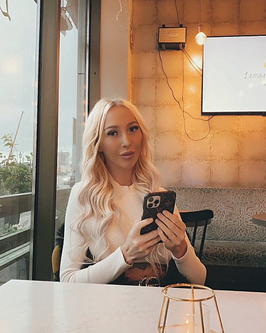 Its my birthday💕 #26 https://t.co/2sF3KpAIt1