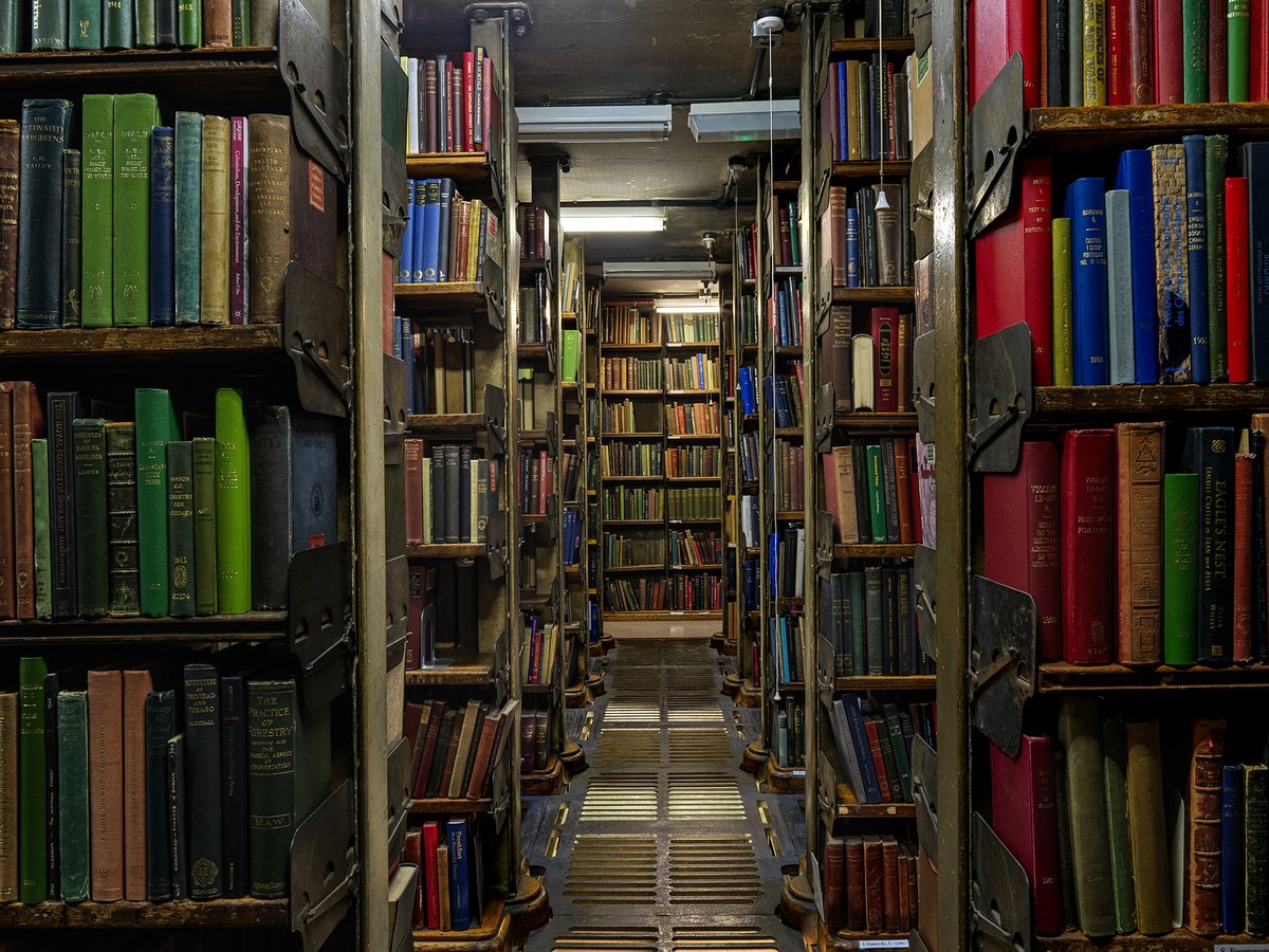 TheLondonLib's tweet photo. @nysoclib @IndieLibraries @ThePortico @gladlib @theleedslibrary Great idea @nysoclib - love to see those NY #stacks!
Delighted to take part in the transatlantic celebration of library shelf-expression that is #StacksWeek with this little peek inside The London Library Back Stacks.
#IndieLibraries #LibraryLife #Libraries #Books #shelfie https://t.co/B4q38uGacc