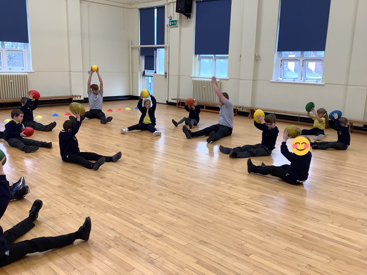 Y3HazelClass's tweet photo. 🏉 Having the best time with @UltimateKidsLtd for Week 2 of our competition win in @PinehurstPYewY2 @FirTreeClass this week playing rugby!🏉
🌲@PinehurstP #ExperienceExcelEnjoy🌲 https://t.co/TZasZy0iFB