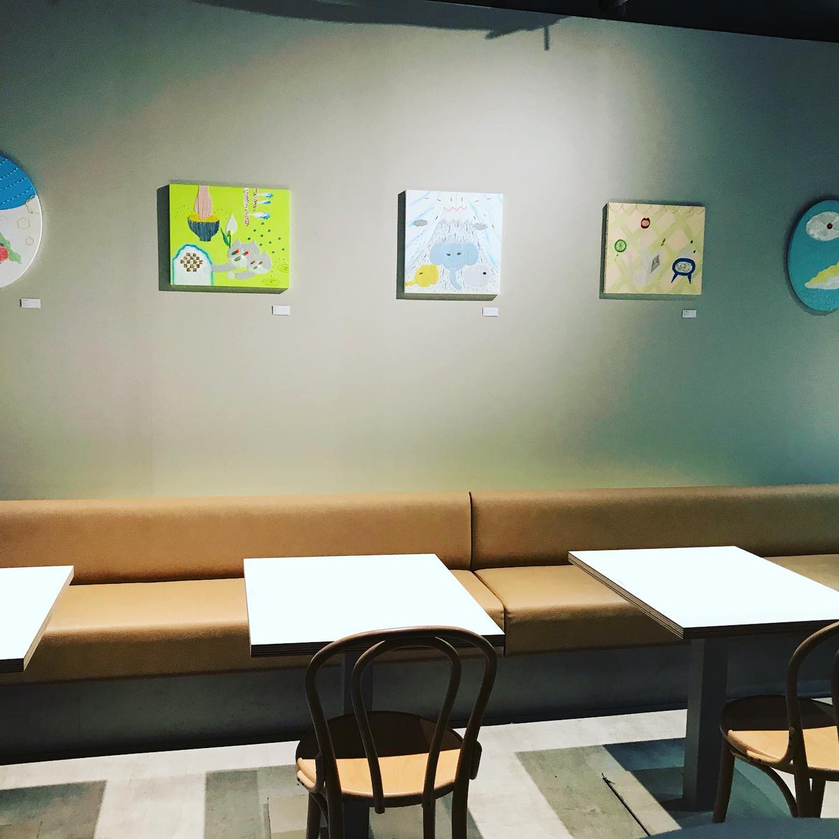 AsumiAsama's tweet photo. 札幌市中央区のカフェPOPiNにて展示を致します。

《会期》
2021年11月17日（火）〜 2022年1月17日（金）
8:00 -20:00 (L.O.19:30)
#POPiN　WALL / iN 
北海道札幌市中央区大通西18丁目1
地下鉄東西線2番出口から徒歩1分

#Beyond #浅間あす未　#札幌カフェめぐり https://t.co/K1T9bE0HOM