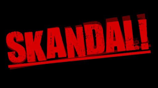 ❗️Bandırma’da Cadde ortasında seks

🔴 Bandırma’da alkolü fazla kaçıran bir çift sokak ortasında ilişkiye girdi. Geçenin geç saatlerine kadar alkol alan bir çift Barış Manço Kültür Merkezi önünde önce öpüşmeye başladı ardından da  cinsel ilişkiye girdi. #bandırmahaber