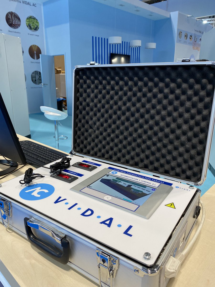 vidal_ac_sl's tweet photo. Buenos días desde #FeriaCR2021. Acertarte a nuestro Stand donde estamos presentando nuestro sistema HMI de registro de variables y envío de alarmas sin #PLC. Descubre como se ajusta a las necesidades de tu instalación de #HVACR para sectores como el #agroalimentario 
#MeetVidalAC https://t.co/71HBetXdeT