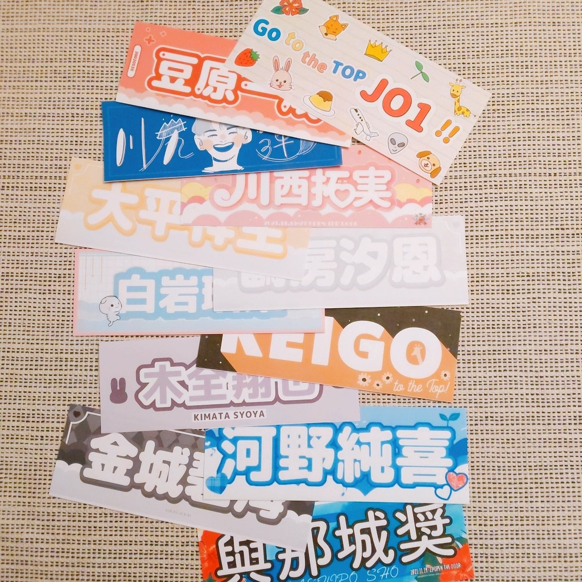 stanpinkberry's tweet photo. finally printed #JO1 member slogans! thank you so much for all these lovely slogans, creative JAM ๐ ready to hype #OPEN_THE_DOOR with @MayoraaThirteen and @mochu_xo tomorrow!
#SydJAM https://t.co/c1jsXiP7hb