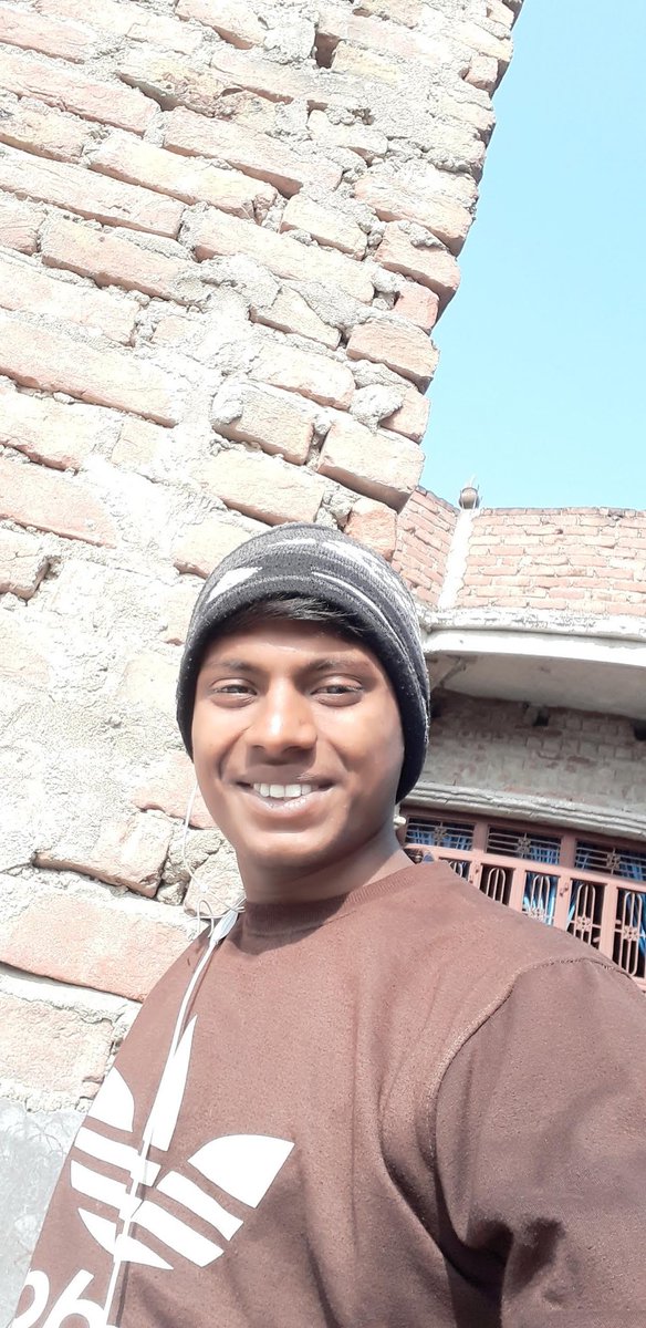 Abhishekbhagatt's tweet photo. #fake_smile🙏 https://t.co/OIgSRFu6BI