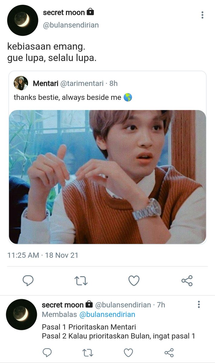 seseverus's tweet photo. Mentari, Bumi, &amp; Bulan 

Pantesan terjadi pemanasan global, Bumi aja pilihnya Mentari.

Haechan au 
                        🌞🌎🌑 https://t.co/bK8BTQ15iD