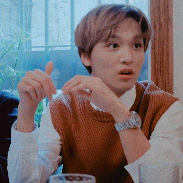 seseverus's tweet photo. Mentari, Bumi, &amp; Bulan 

Pantesan terjadi pemanasan global, Bumi aja pilihnya Mentari.

Haechan au 
                        🌞🌎🌑 https://t.co/bK8BTQ15iD
