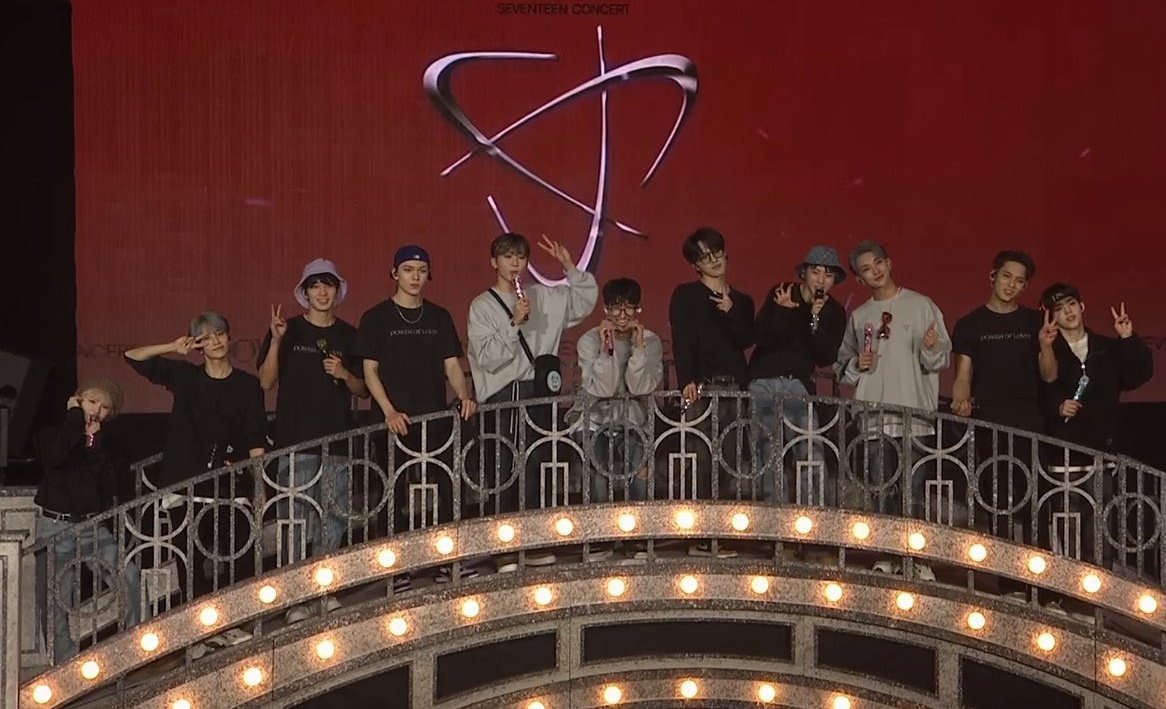 caeee_la's tweet photo. I will never get tired loving seventeen.🖤 https://t.co/NNJa0GQNEZ