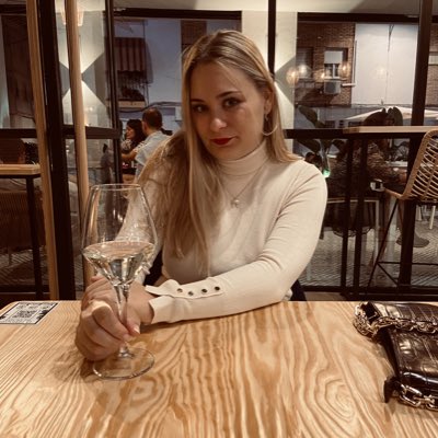 lucia_cc2000's tweet photo. #NuevaFotoDePerfil https://t.co/MuGJTXzQ0G
