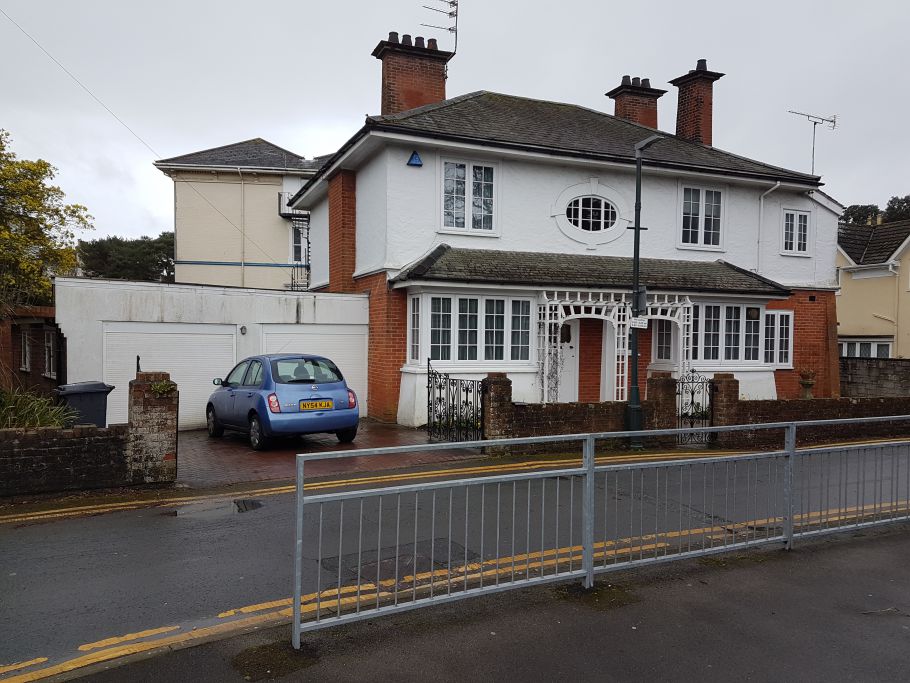 bmthproperty tweet picture