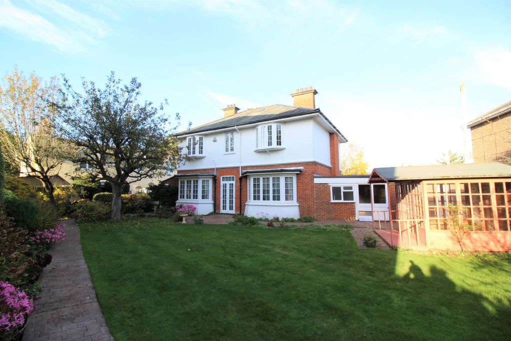 bmthproperty tweet picture