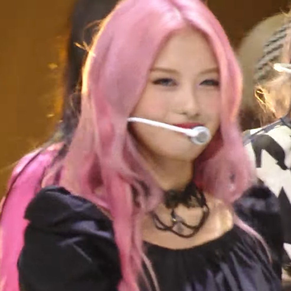 20_socute's tweet photo. 이아인 핑머 무ㅓ야!!!!!!!!😱 https://t.co/Wf7PEXYj1m