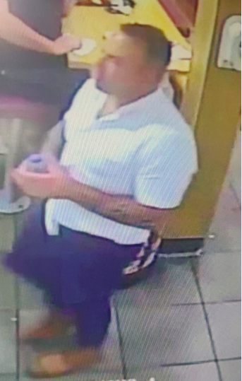 syptweet's tweet photo. Does anyone know this man? We are keen to speak to him in connection with an alleged racially aggravated assault on Aldwarke Lane #Rotherham on Saturday, 9 October. To find out more click here https://t.co/0tb3YSzNys https://t.co/CdZPzPIqby