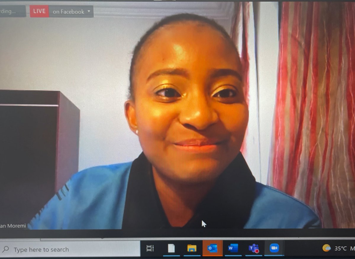 YouthConnektBW's tweet photo. Our moderator @lillianmoremi let’s the audience know that we’re here at the #UNDPyouthbusinessclinic to have fun, learn how to make money💰, but also have fun!😄 #youthconnektbw https://t.co/yc0kBaRJvD