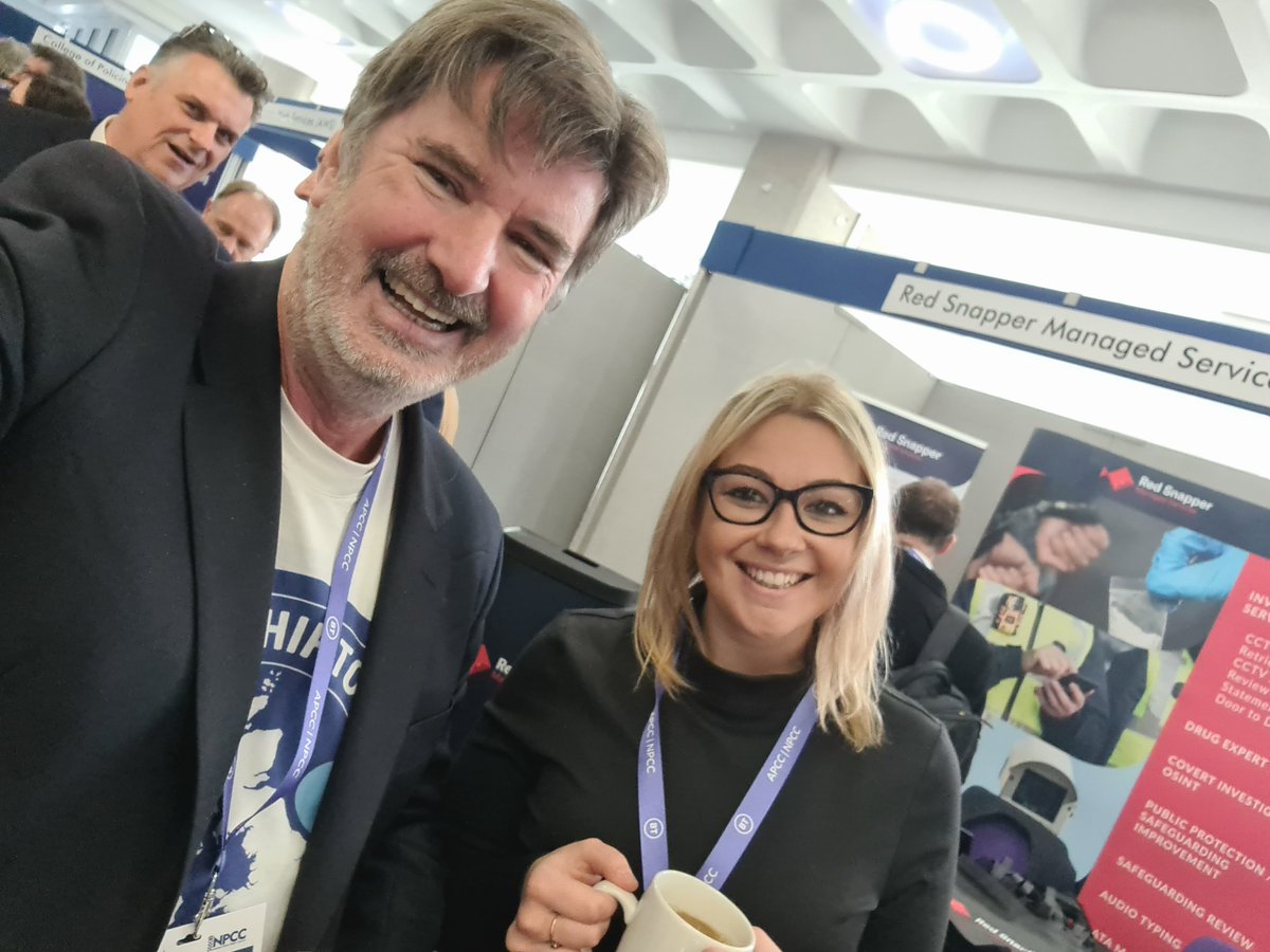 BernardRix's tweet photo. We got photobombed, Michelle! 
Great to have a chance, over coffee at the @AssocPCCs @PoliceChiefs #PoliceConf21 Partnership Summit, to discuss @Police_Now's hugely influential work with their Partnerships Manager, Michelle Eaton. 
#PolicingFriendshipTour #Policing #Partnerships https://t.co/q7khjYC2kO
