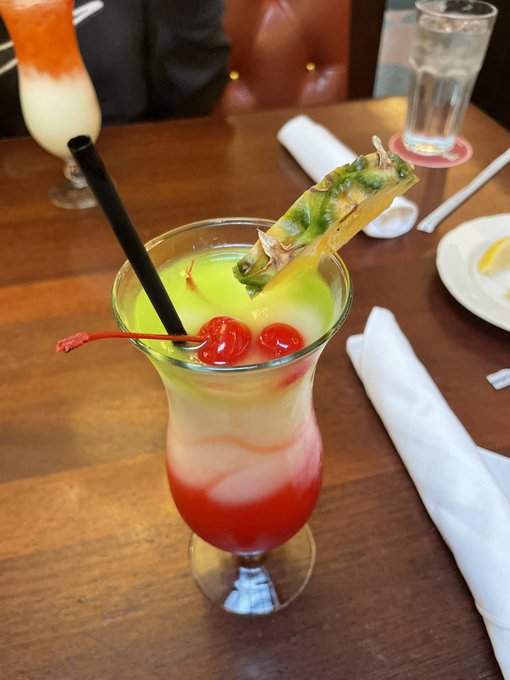 This is all I have as a memory of yesterday before the spa lol what y&rsquo;all think I was drinking? https://t<a href="/tag/lifetime"class="tags"><span>#lifetime</span></a><a href="/tag/lwatl"class="tags"><span>#lwatl</span></a><a href="/tag/littlewomenwednesdays"class="tags"><span>#littlewomenwednesdays</span></a>