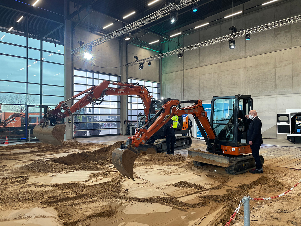  Foto zu DEUTZ AG on Twitter: "Auf dem Capital Markets Day haben wir Einblicke 