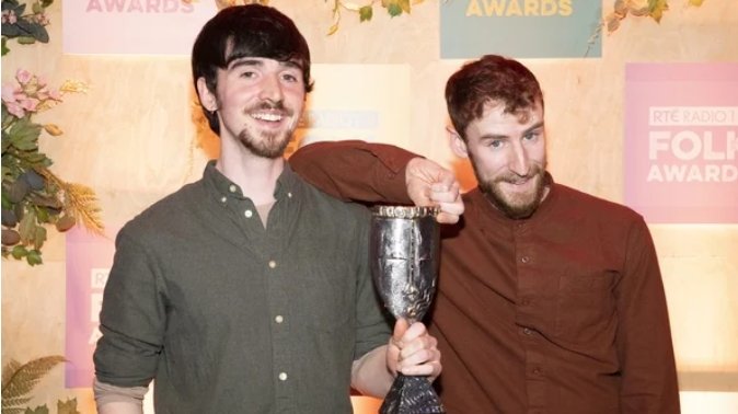 StoneybatterPoP's tweet image. Massive congrats to local musicians   @JFFdublin @yevagabonds @Ceannabhain &amp;amp; @Ultan_Music on winning @RTERadio1 #RTEFolkAwards 🏆. Plus there was a big shout for Tom Mulligan too @CobblestoneDub 🎻
Hup!